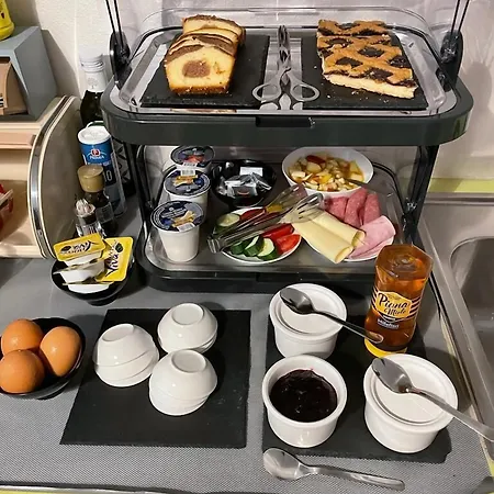 Casa Mia - No Reception ترينتو