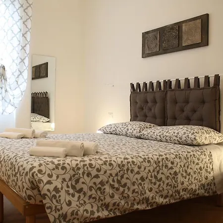 Casa Mia - No Reception 3*