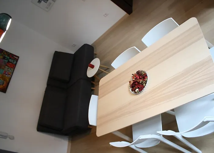 Casa Mia - No Reception