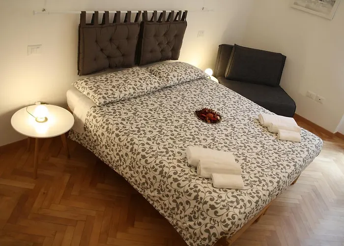 Couette-café Casa Mia - No Reception